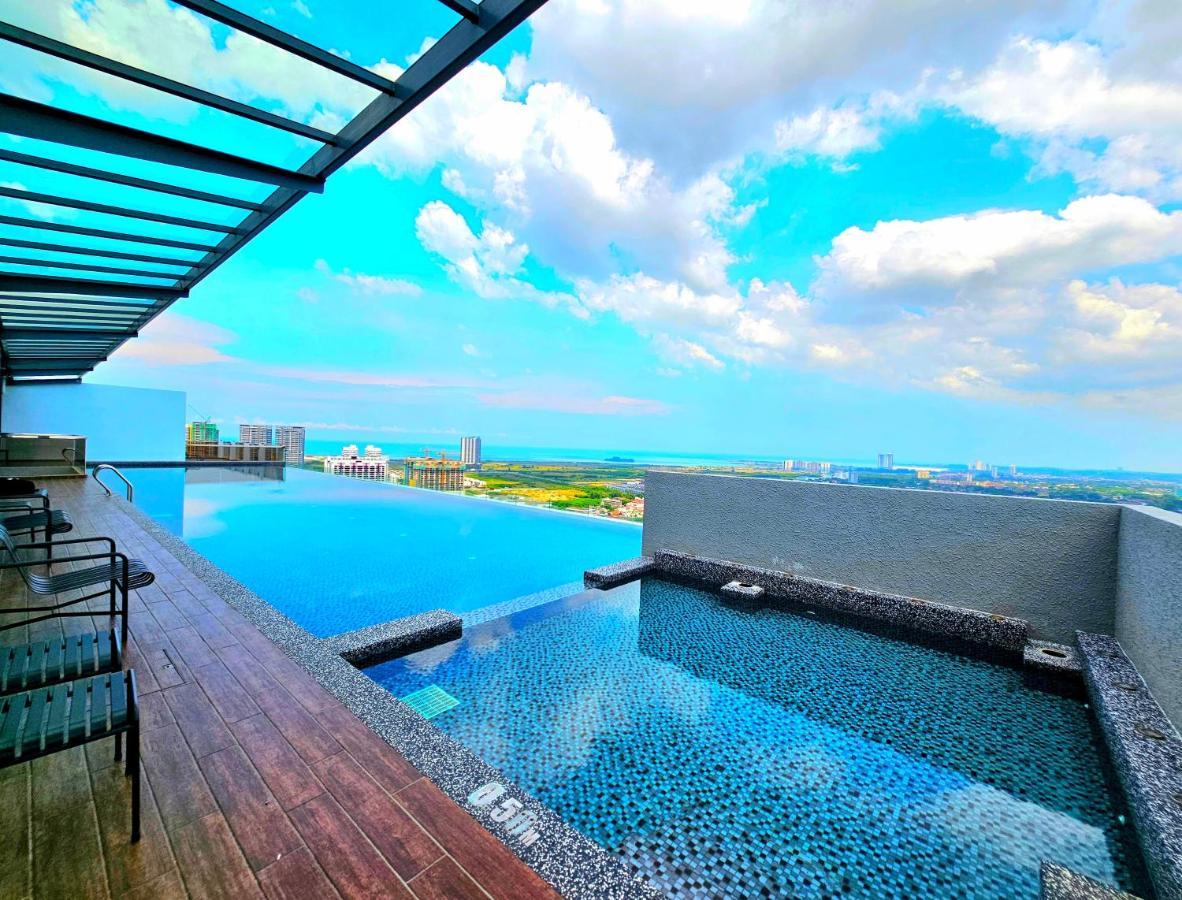 Quartz Paragon Suites Melaka By Ggm Екстериор снимка